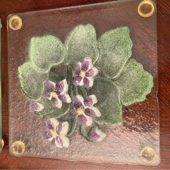 Set of 4 Folio Art Glass Coasters With Violets - Picture 5 of 9